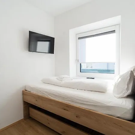 Tiny - Apartment