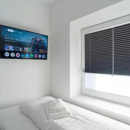 Apartment Tiny - *